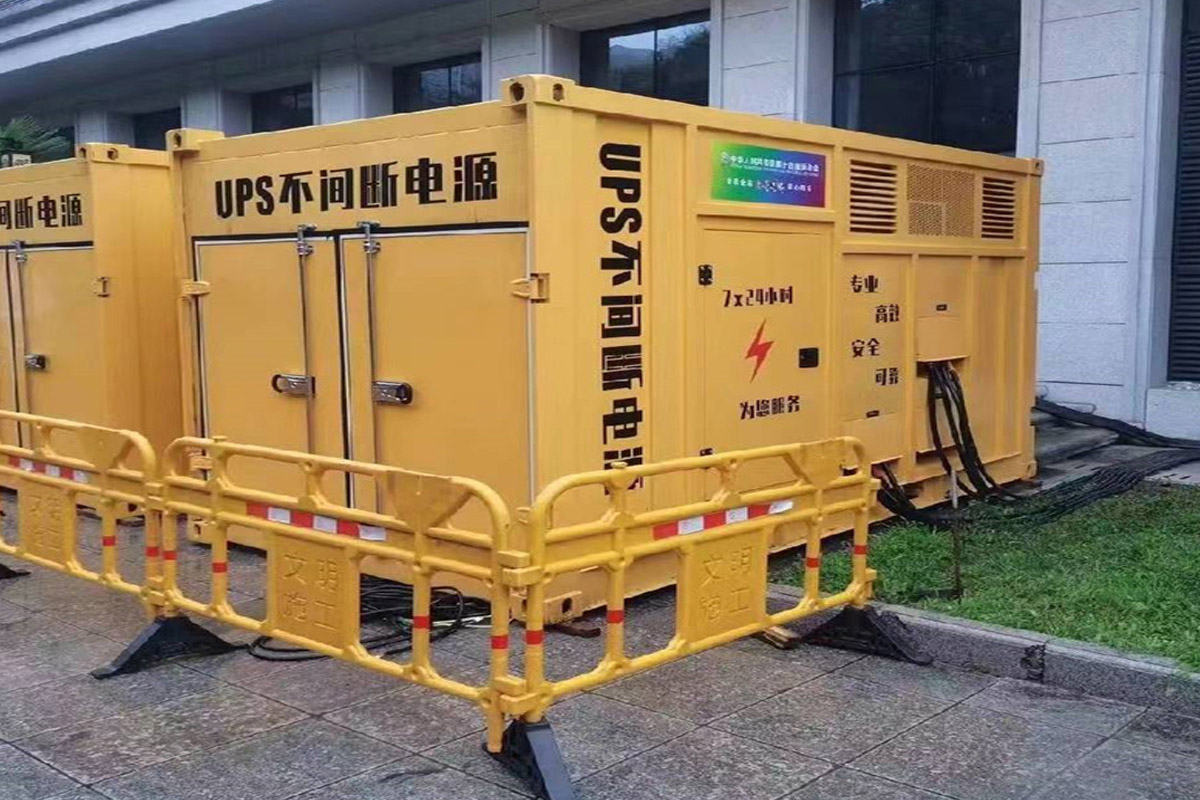 东坡发电机租赁施工现场